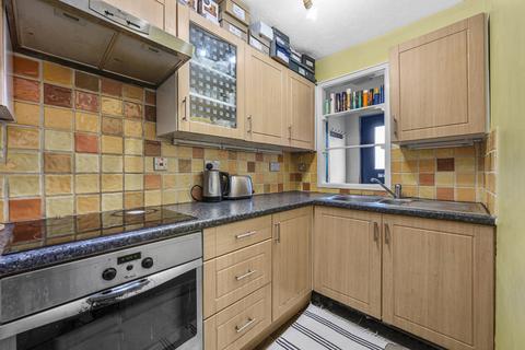 2 bedroom terraced house for sale, Vale Road South, Surbiton KT6