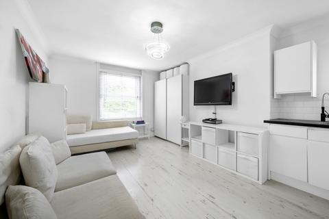 Studio for sale, Hook Road, Surbiton KT6