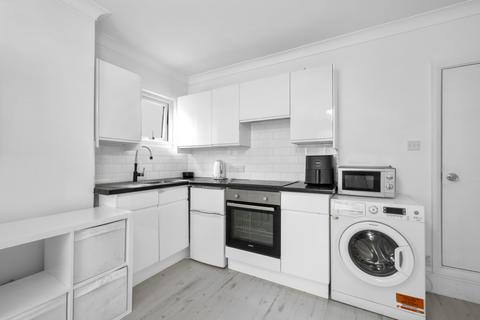 Studio for sale, Hook Road, Surbiton KT6