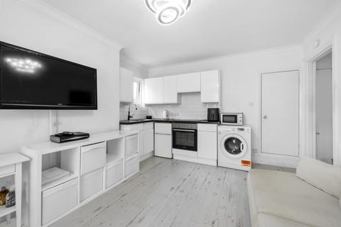 Studio for sale, Hook Road, Surbiton KT6