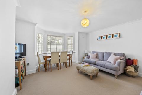 2 bedroom apartment for sale, Lovelace Villas, Thames Ditton KT7