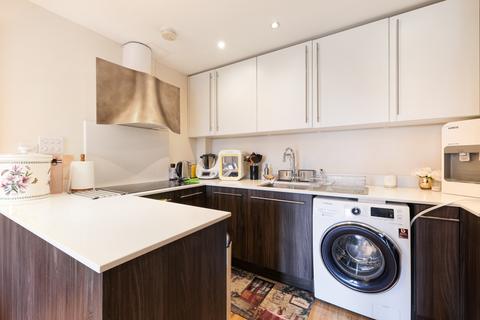 2 bedroom apartment for sale, Alpha Road, Surbiton KT5