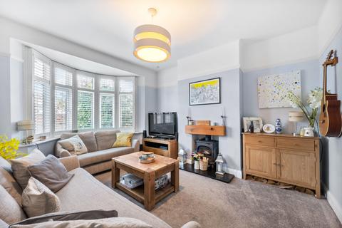 264 Raeburn Avenue, Surbiton, KT5 9EE
