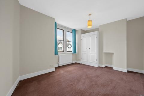 11 Queens Road, New Malden, KT3 6BY