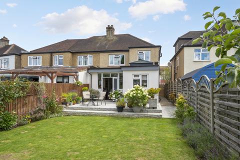 10 Ruston Avenue, Surbiton, KT5 9HW