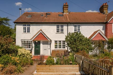 3 bedroom terraced house for sale, Church Lane, London SW19