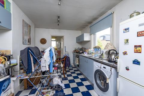 2b Goodenough Road, London, SW19 3QW