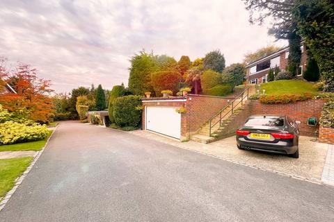 4 bedroom detached house for sale, Warlingham CR6