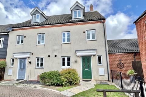 3 bedroom townhouse for sale, Hollendale Walk, Ely, Cambridgeshire