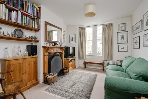 10 William Road, London, SW19 3PL