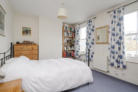 10 William Road, London, SW19 3PL
