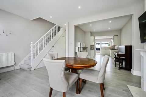 66 Faraday Road, London, SW19 8PD