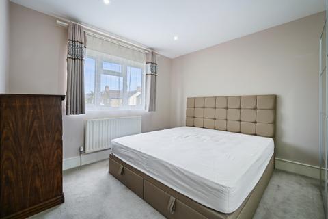 66 Faraday Road, London, SW19 8PD