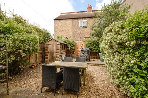 142 Faraday Road, London, SW19 8PB