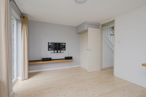 8 North Road, London, SW19 1AG
