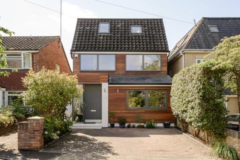 14 New Road, Kingston Upon Thames, KT2 6AP