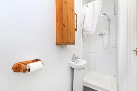 First Floor Flat, 22 Calais Street, London, SE5 9LP