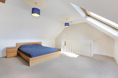 First Floor Flat, 22 Calais Street, London, SE5 9LP