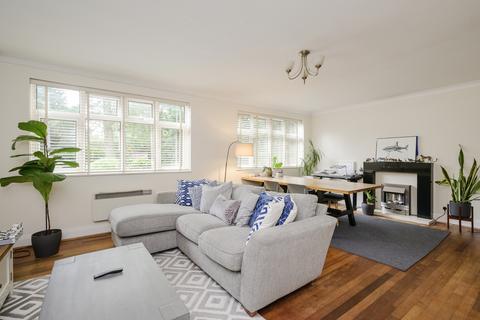 2 bedroom apartment for sale, Ravenscar Lodge, Wimbledon SW20