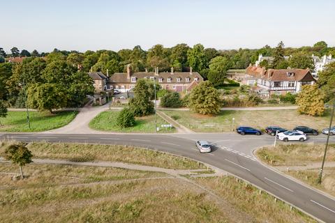 3 bedroom terraced house for sale, West Side Common, Wimbledon Common SW19