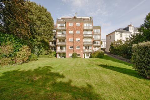 2 bedroom apartment for sale, Clare Court, London SW19