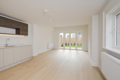 3 bedroom semi-detached house for sale, Blenheim Road, London SW20