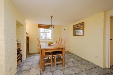 23 Thornton Road, London, SW19 4NG
