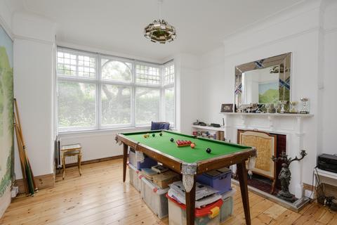 20 Midmoor Road, London, SW19 4JD