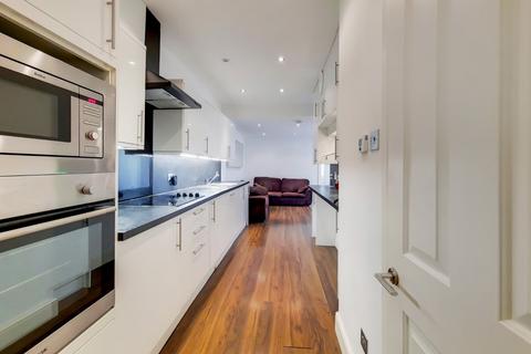 2 bedroom apartment to rent, Balham High Road, London SW17
