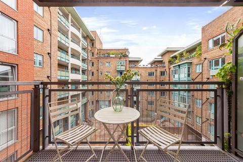 Flat 25, 60 Vauxhall Bridge Road, London, SW1V 2RD