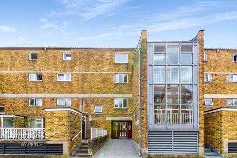 23 Tarbert Walk, London, E1 0EE