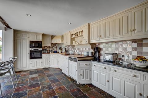 Hobbs Farm Cottage Bacon End, Dunmow, CM6 1JP