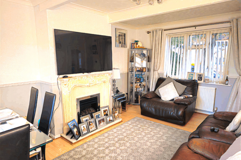 3 bedroom semi-detached house for sale, Bursland, Letchworth Garden City SG6