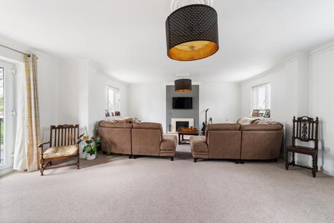 4 Briar Road, Dunmow, CM6 1ZL