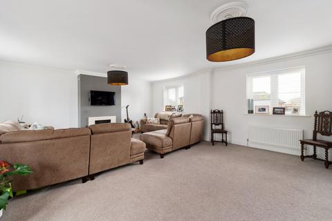 4 Briar Road, Dunmow, CM6 1ZL