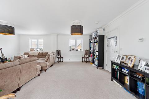4 Briar Road, Dunmow, CM6 1ZL