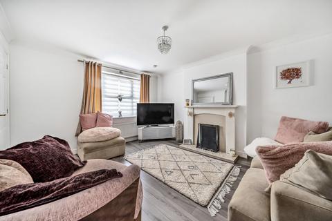 2 Cromwell Road, Flitch Green, Dunmow, CM6 3GE
