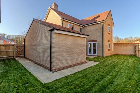 4 bedroom detached house for sale, Beaumont Park, Essex CM6