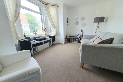 1 bedroom flat for sale, Sea Road, Bournemouth BH5