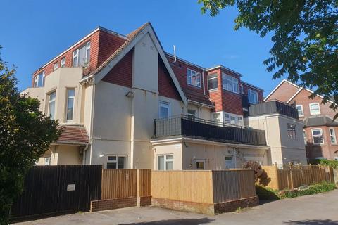 1 bedroom flat for sale, Sea Road, Bournemouth BH5