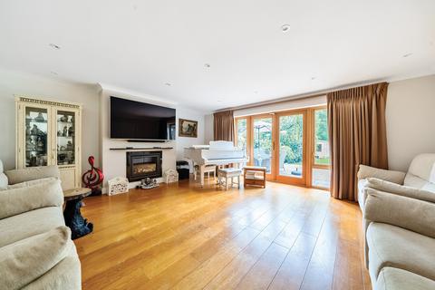 6 bedroom detached house for sale, Rye Hill Road, Essex CM18