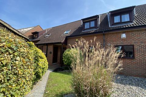 14 Holmes Meadow, Harlow, CM19 5SG