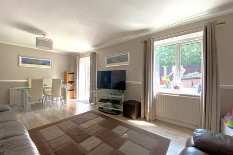 14 Holmes Meadow, Harlow, CM19 5SG