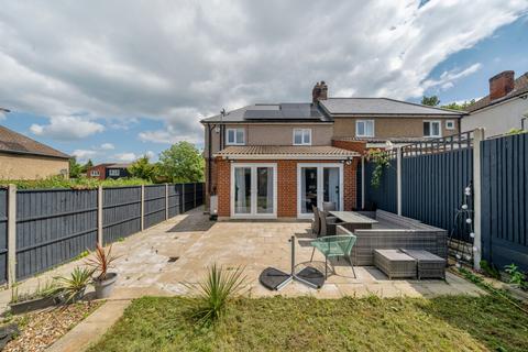 3 bedroom semi-detached house for sale, Linford End, Essex CM19