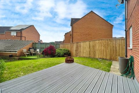 4 bedroom semi-detached house for sale, Waggon Road, Leeds LS10