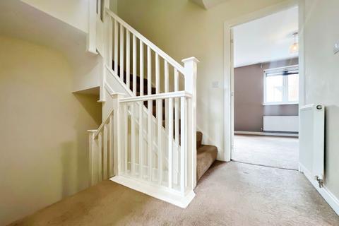 33 Waggon Road, Leeds, LS10 4GN