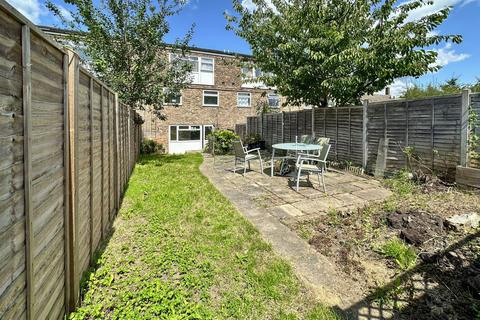 154 Rivermill, Harlow, CM20 1NZ