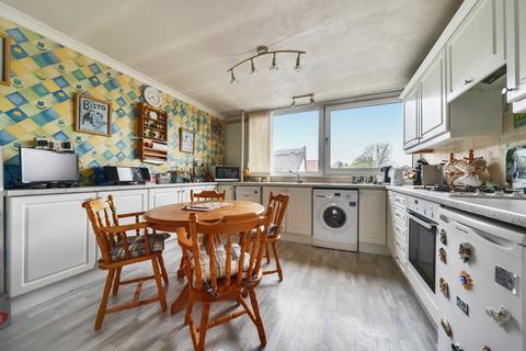undefined, Lockview, Sawbridgeworth CM21
