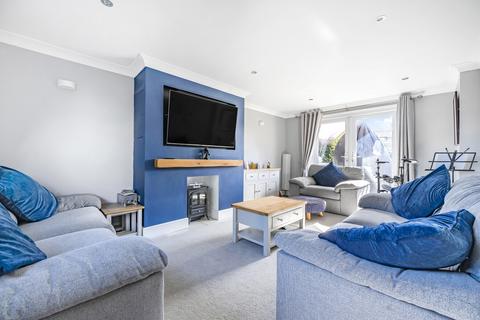 15 Broomfields, Hatfield Heath, Bishop's Stortford, CM22 7EJ
