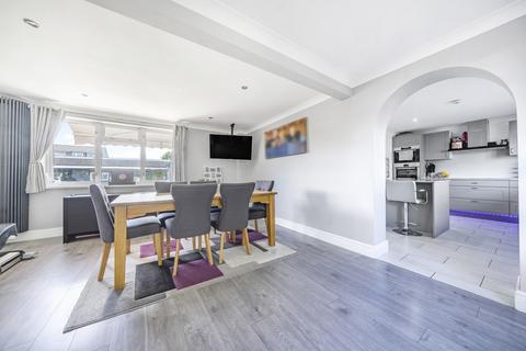 15 Broomfields, Hatfield Heath, Bishop's Stortford, CM22 7EJ